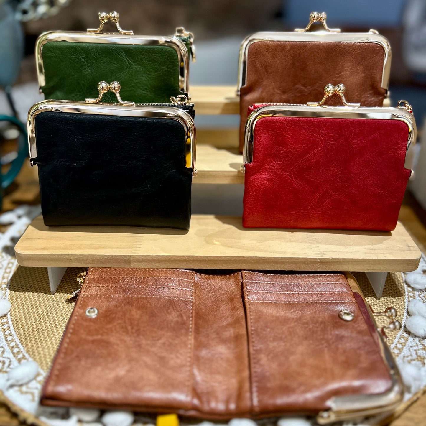 Vintage-Style Faux Leather Purse/Wallet
