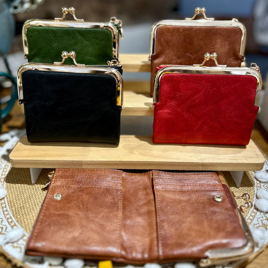 Vintage-Style Faux Leather Purse/Wallet